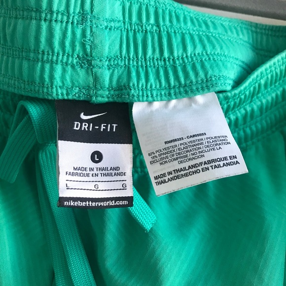 Nike Dri-Fit Athletic Shorts - Picture 3 of 5